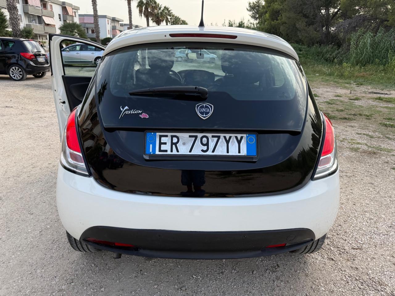 Lancia Ypsilon 1.2 69 CV 5 porte PERMUTE