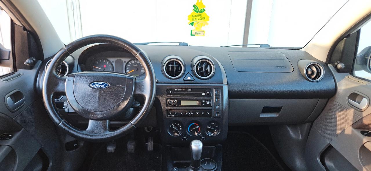 Ford Fiesta 1.2 16V 5p. Ambiente