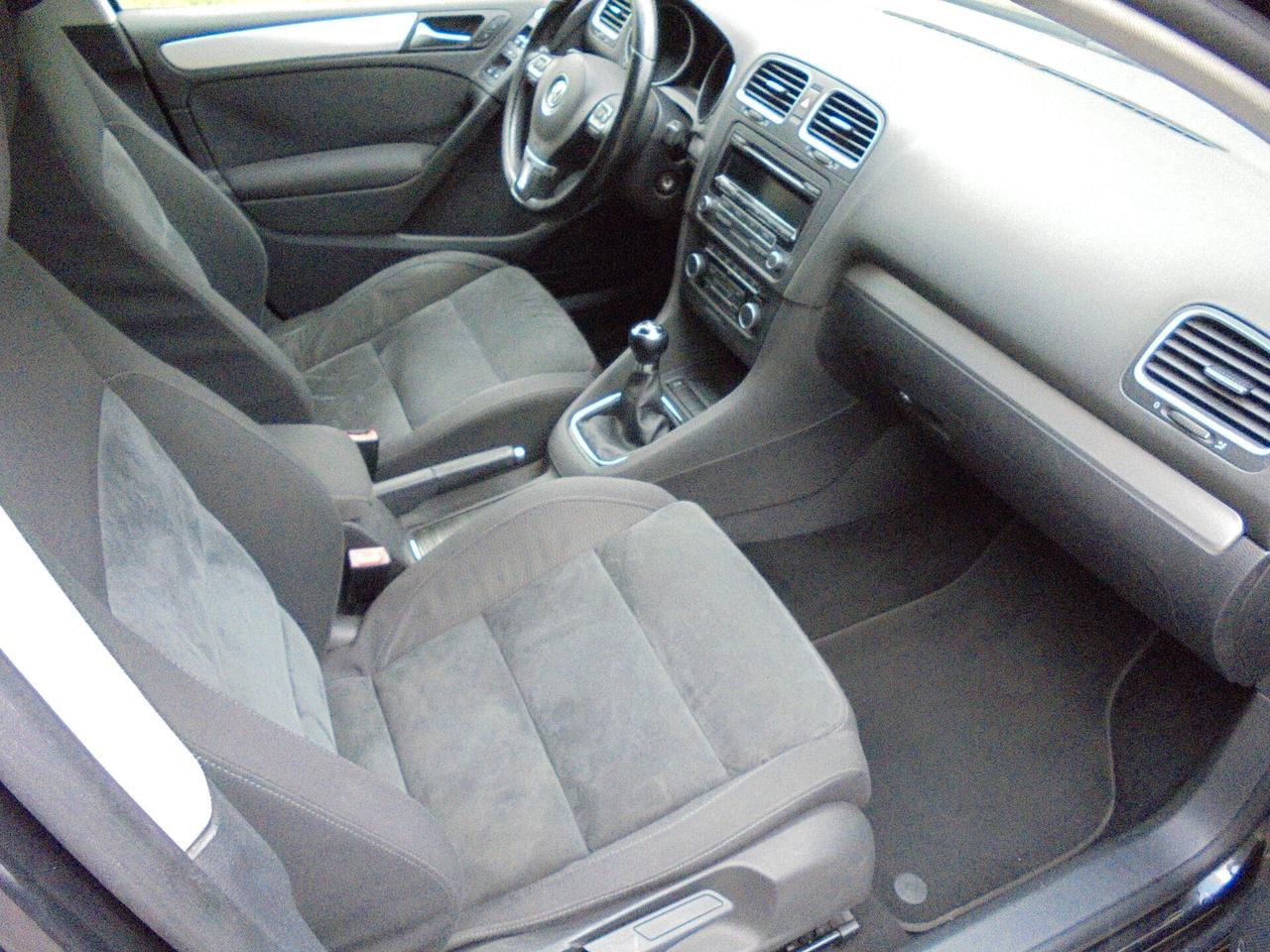 VOLKSWAGEN GOLF VI 1.6 TDI 105CV HIGHLINE 5P UNIPROPRIETARIO