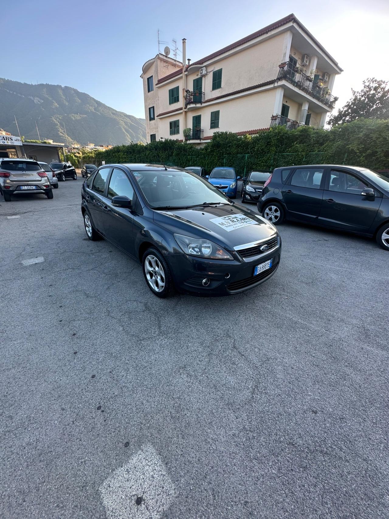 Ford Focus 1.6 (115CV) 5p. Bz.- GPL Titanium