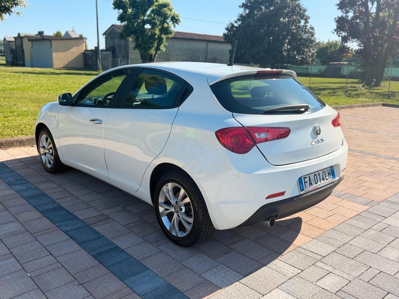 Alfa Romeo Giulietta 1.6 JTDm-2 120 CV Distinctive e6