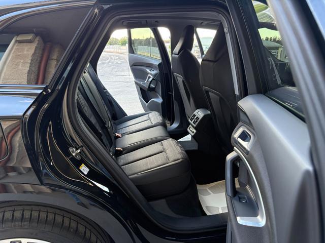 AUDI Q5 TDI 150 kW mHEV+ S tronic quattro S line edition.