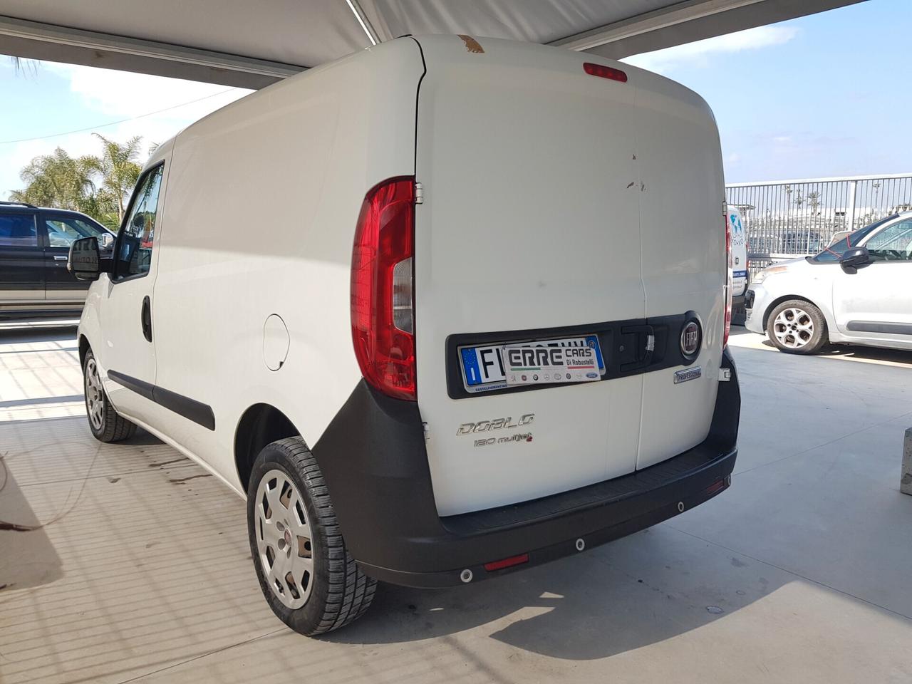 FIAT DOBLO' 3 POSTI ANNO 2017 1.6 DIESEL 120CV