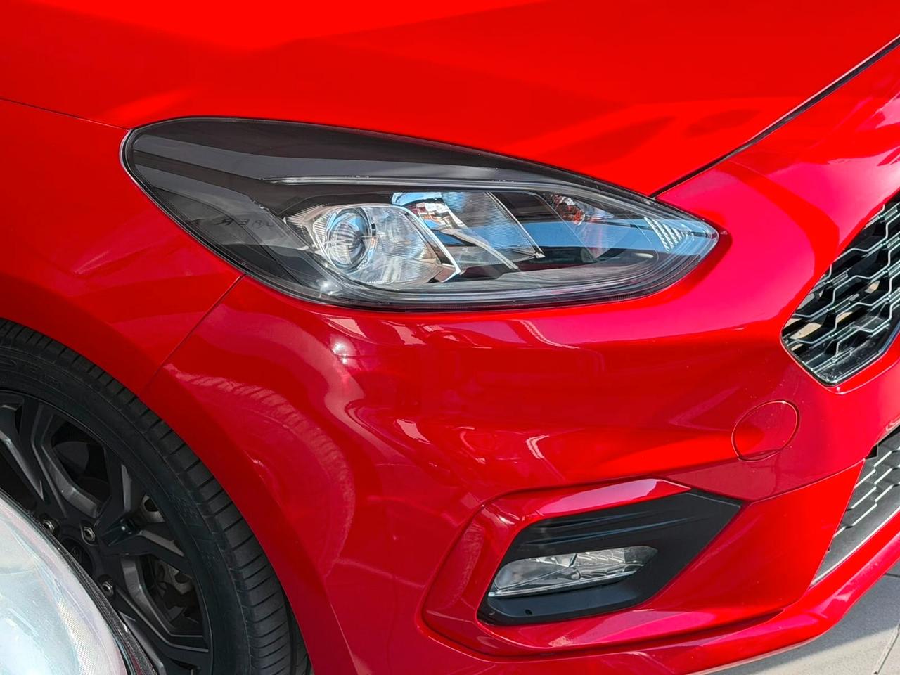 Ford Fiesta 1.0 Ecoboost Hybrid 125 CV 5 porte ST-Line