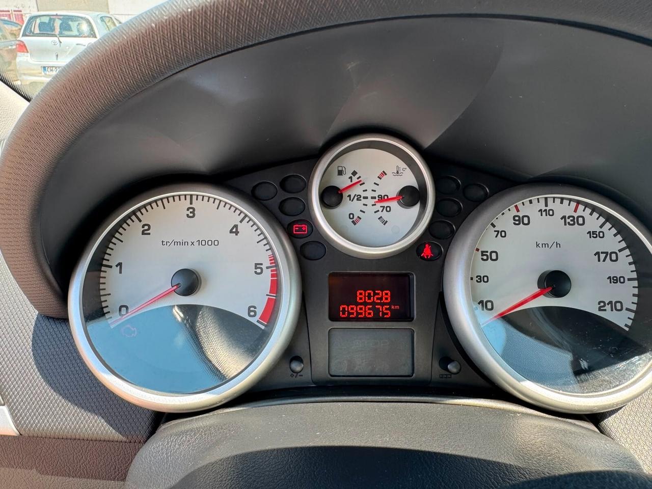 Peugeot 207 1.4 DIESEL XNEOPATENTI 99.000 KM