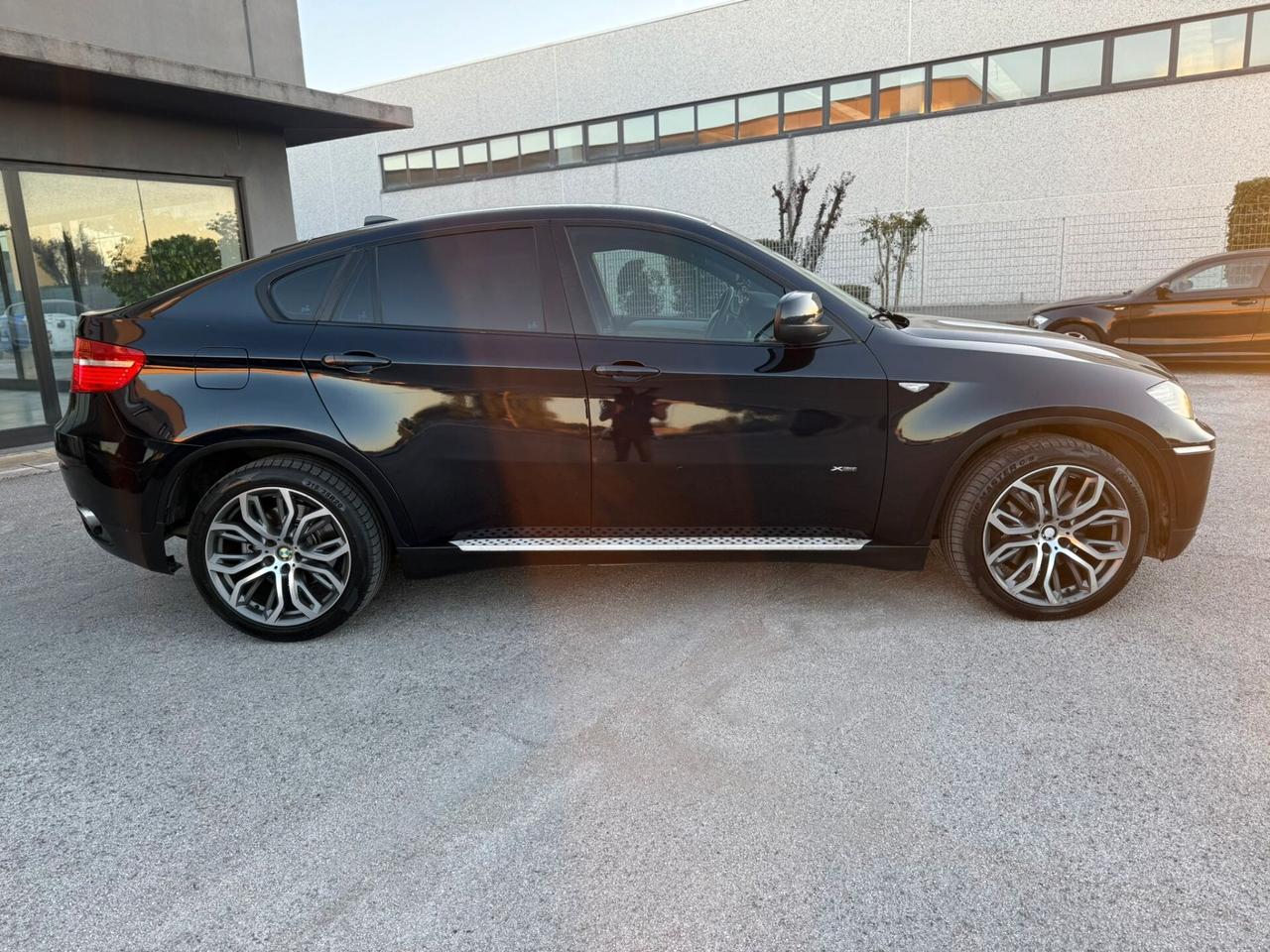 BMW X6 3.0 D 5 POSTI 2010 12 MESI DI GARANZIA