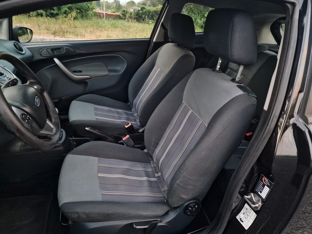Ford Fiesta 1.4 TDCi 70CV 3 porte Titanium