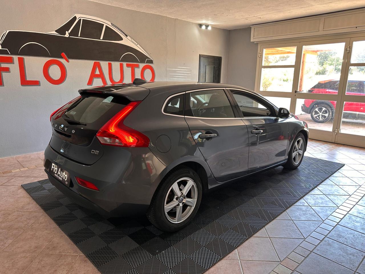 Volvo V40 D2 1.6 Summum
