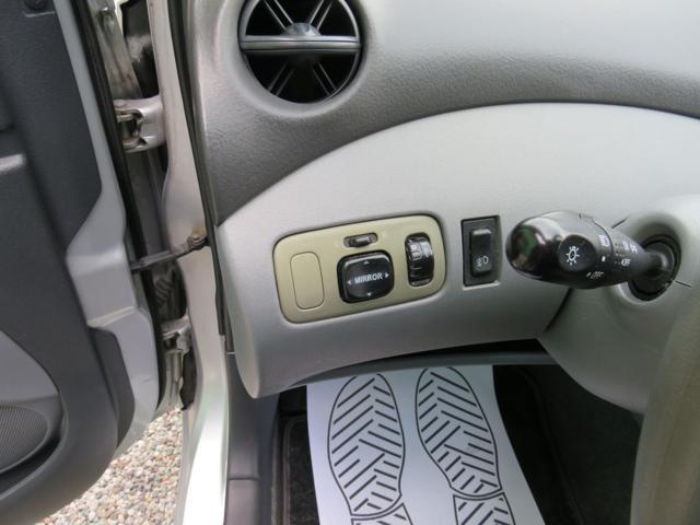 TOYOTA Yaris 1.0i 16V cat 5 porte Sol '03