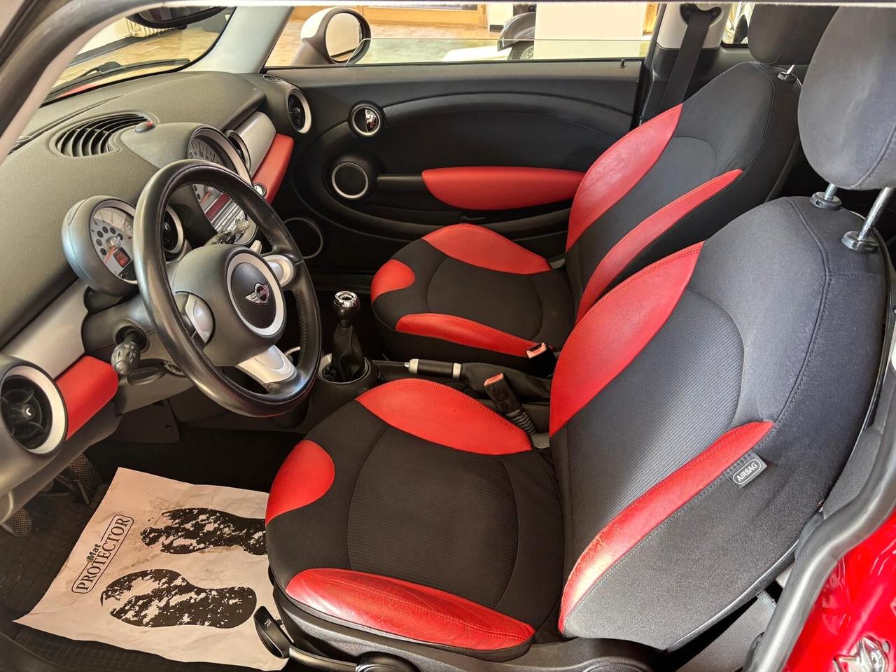 MINI COOPER ANNO 2007 BZ GPL km 156 mila