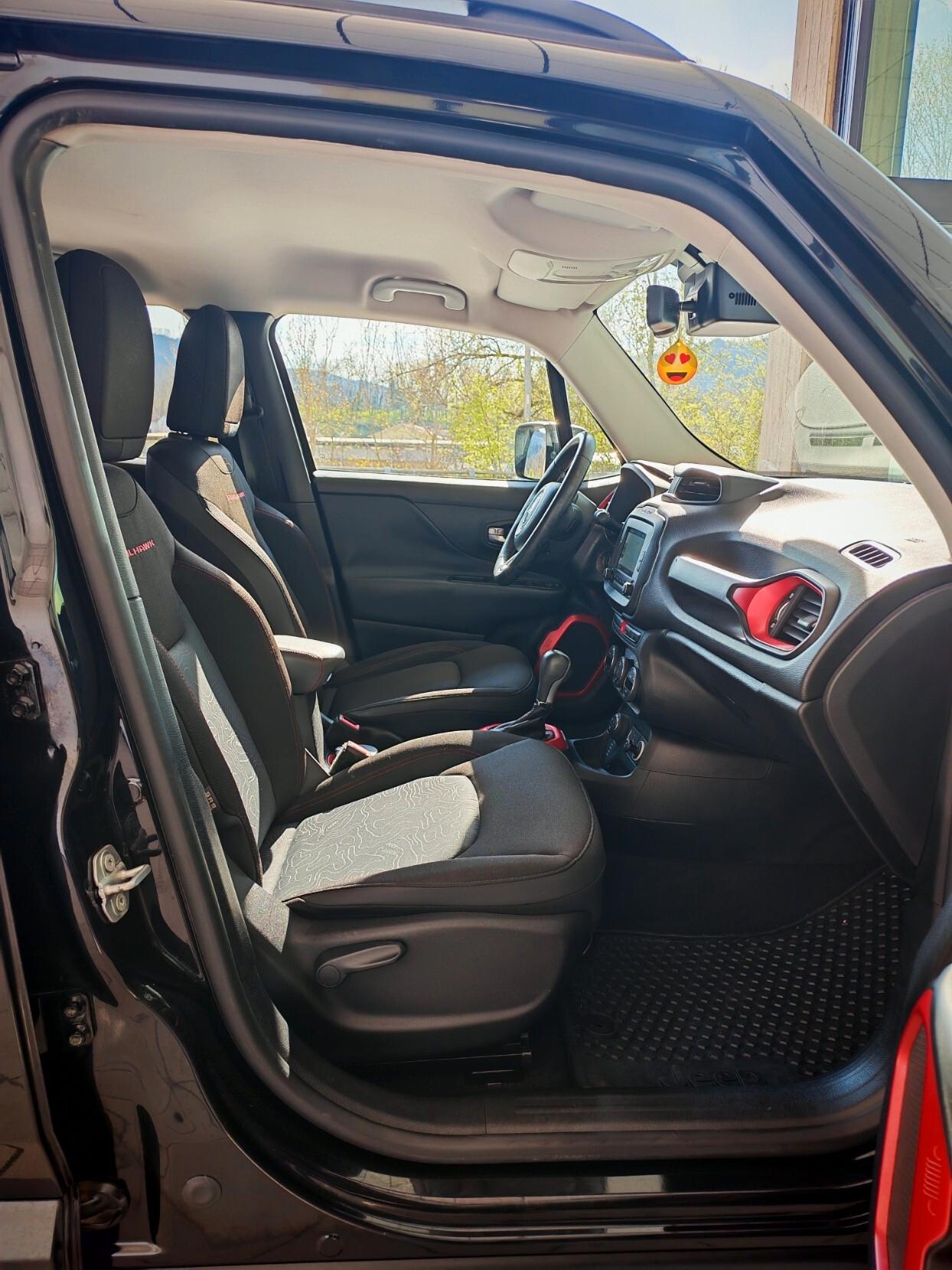Jeep Renegade 2.0 Mjt 170CV 4WD Active Drive Low Trailhawk