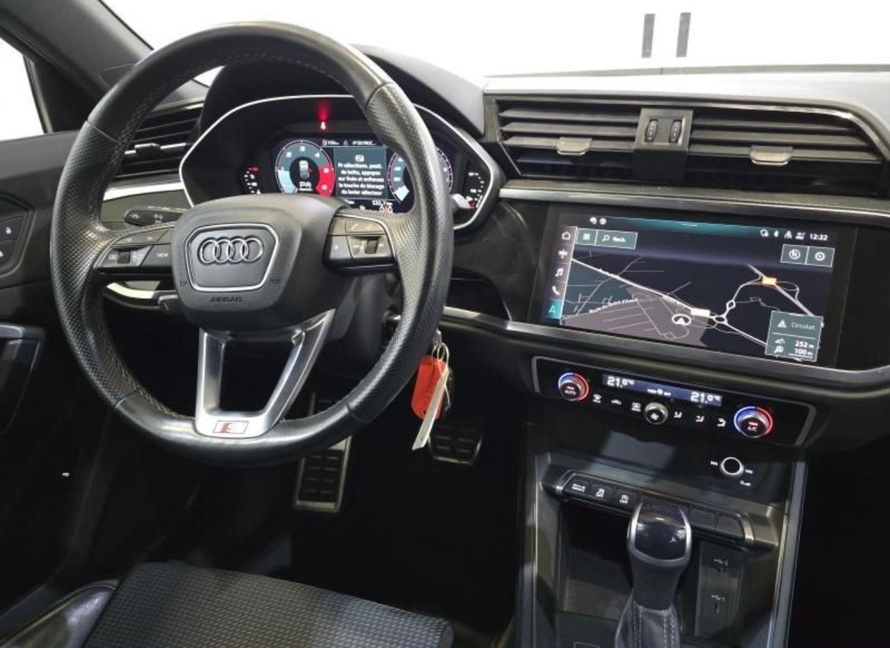 Audi Q3 35 Tdi S line edition Matrix Sonos