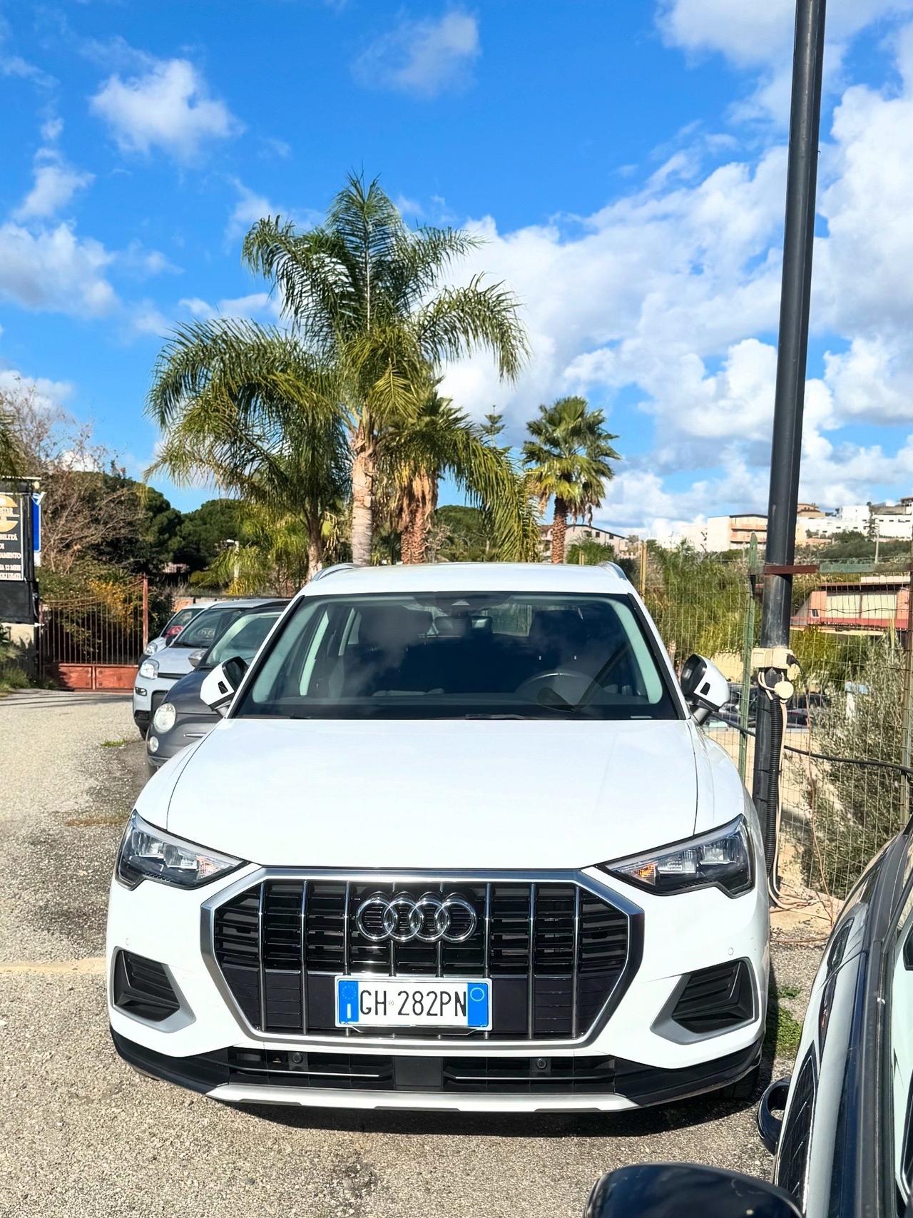 Audi Q3 35 TDI S tronic Business Advanced