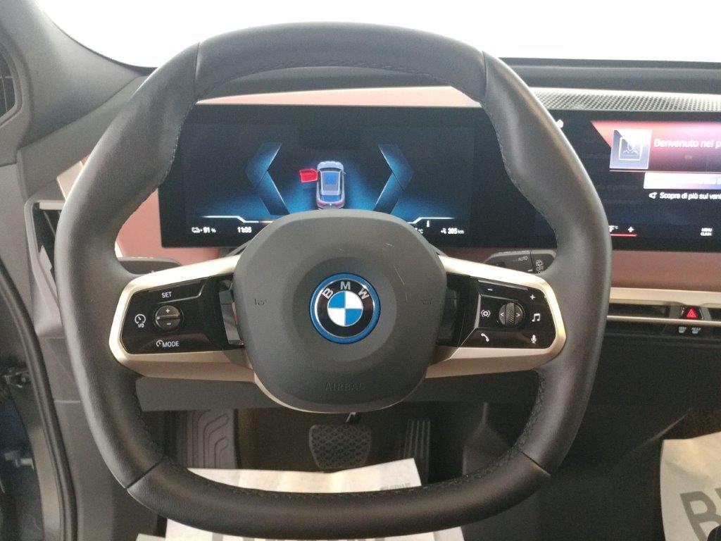 BMW iX M 60 Edition Signature