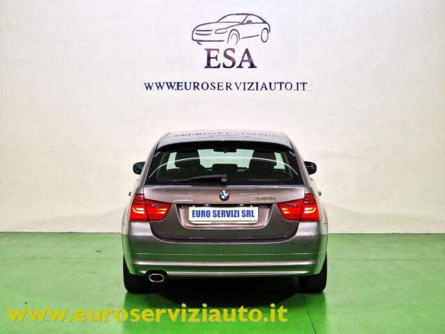 BMW 320 i cat Touring Attiva