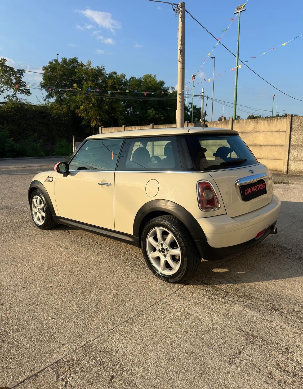 Mini 1.6 16V One D