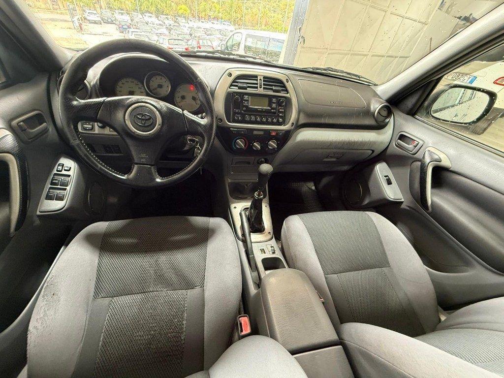 Toyota RAV 4 RAV4 2.0 Tdi D-4D cat 5 porte PROBLEMA POMPA GASOL