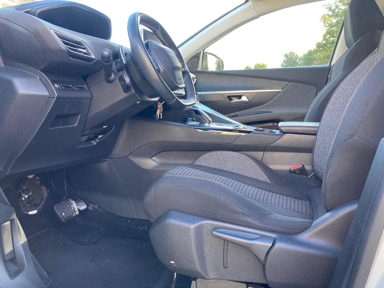 Peugeot 3008 1.5 Blue HDI 130 A #7043