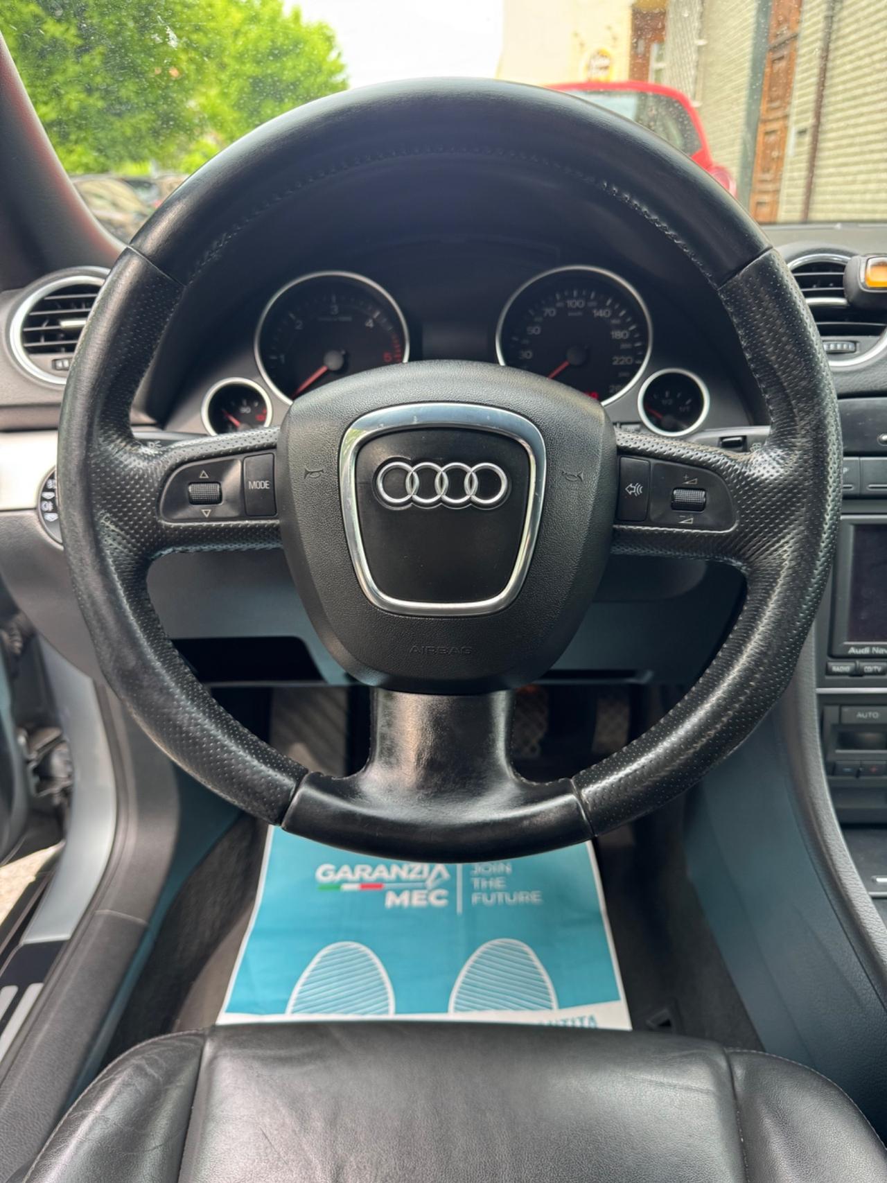 Audi A4 Cabriolet 2.0 TDi 140 cv 4 posti