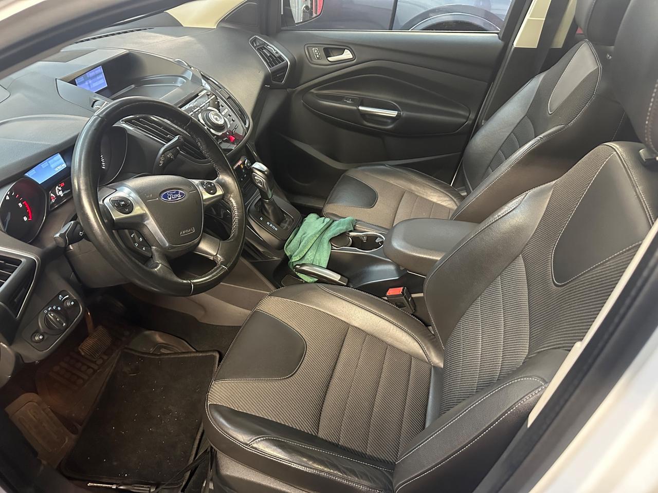 Ford Kuga 2.0 TDCI 163 CV 4WD Problemi cambio.