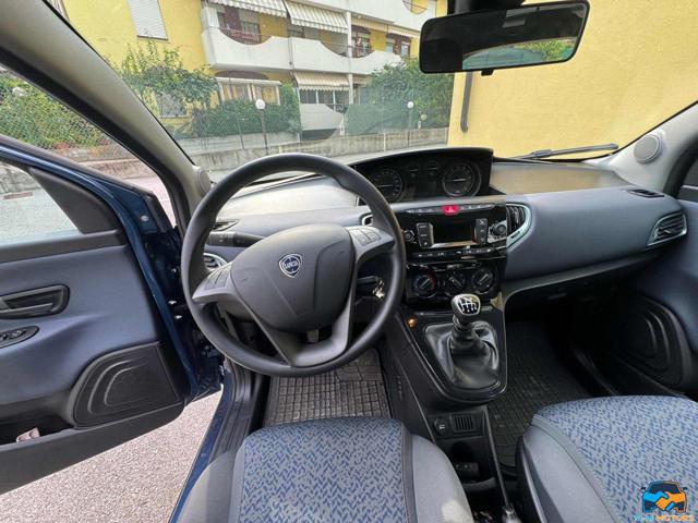 LANCIA Ypsilon 1.0 FireFly 5 porte S&S Hybrid Silver Plus