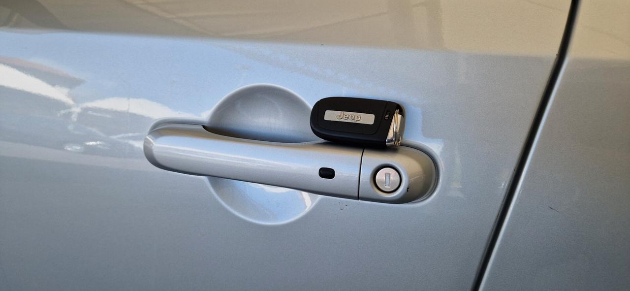 Jeep Renegade 1.6 Mjt 120cv LIMITED Beats Edition