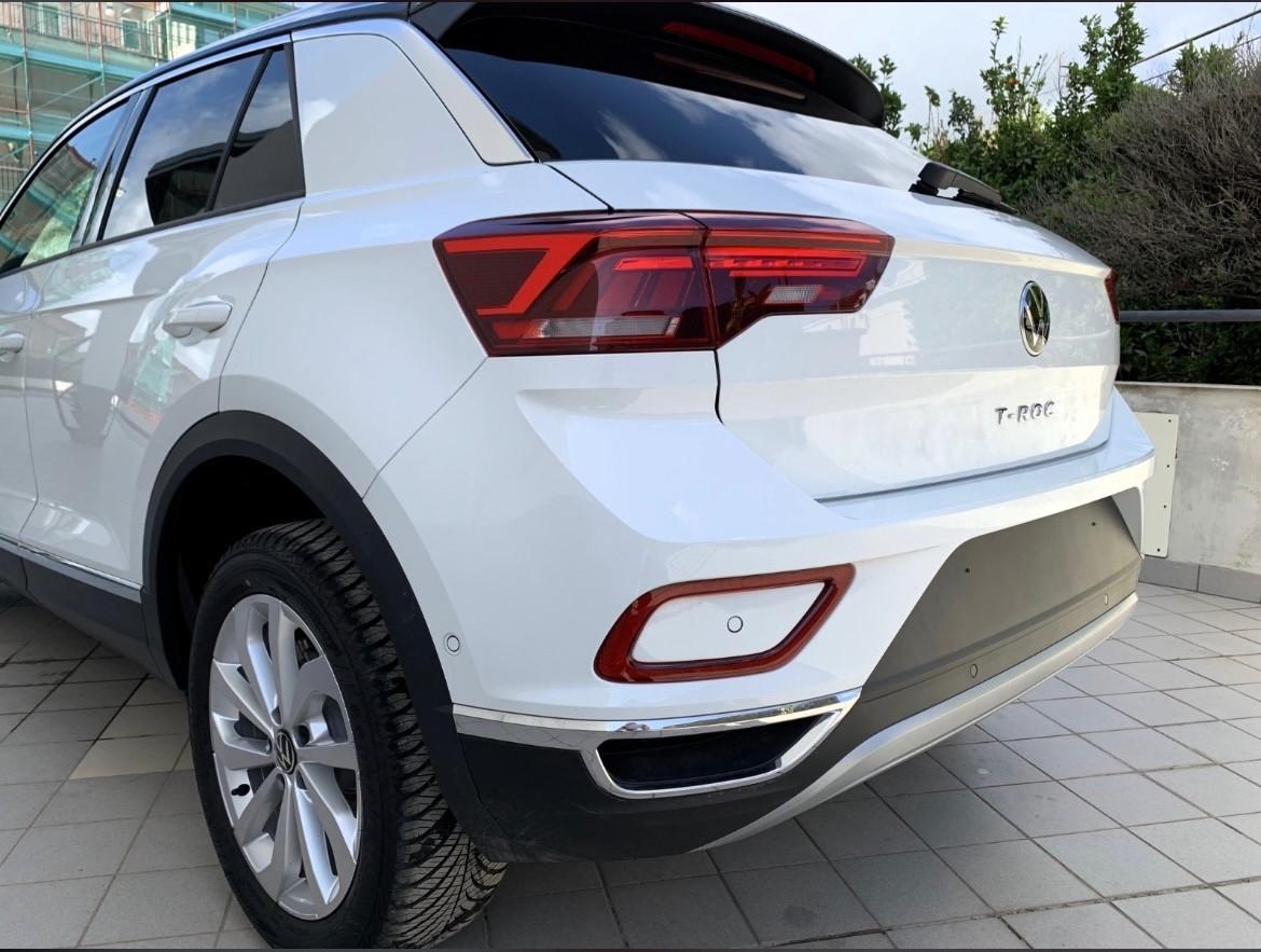 Volkswagen T-Roc R 2.0 TSI DSG 4MOTION BlueMotion Technology