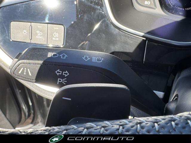 AUDI Q3 40 TFSI quattro S tronic S line edition