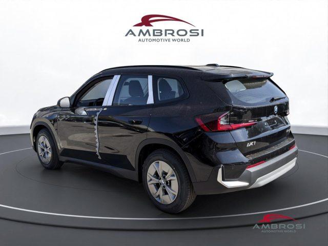 BMW iX1 eDrive20 Premium Package