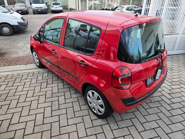 RENAULT Modus 1.2 16V Dynamique