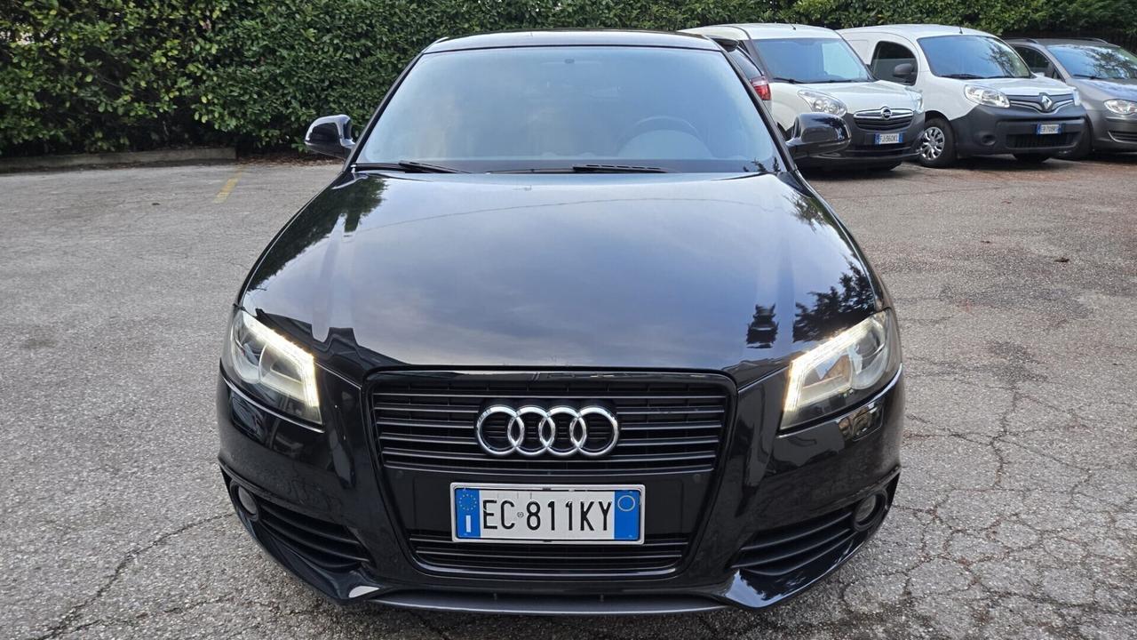 Audi A3 SPB 1.6 TDI 105 CV x Neopatentati