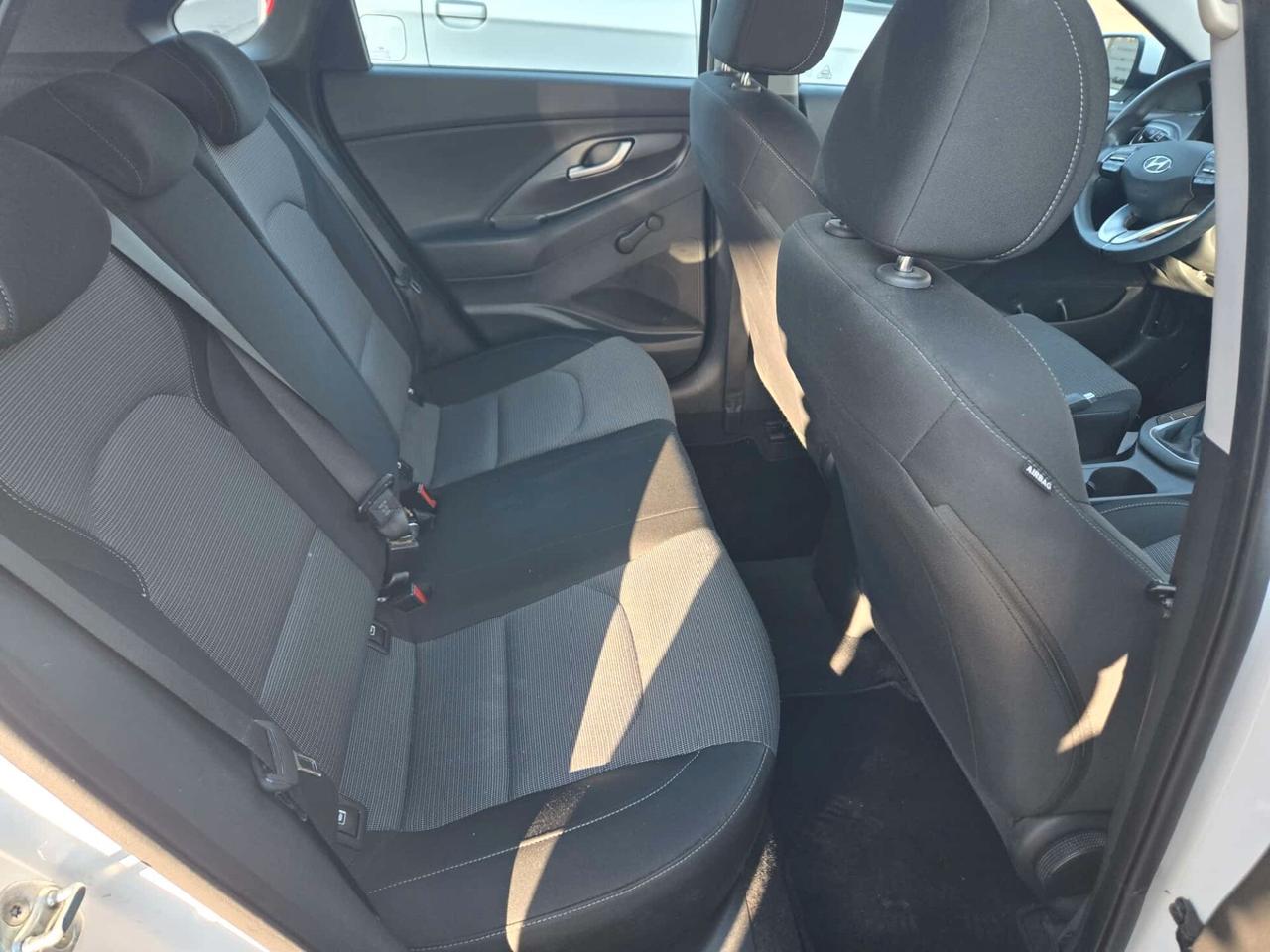 Hyundai i30 1.4 MPI 5 porte Go!