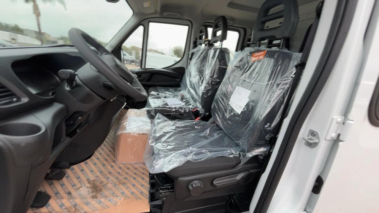 IVECO DAILY 35C16 2.3 156cv 3750mm 7Posti