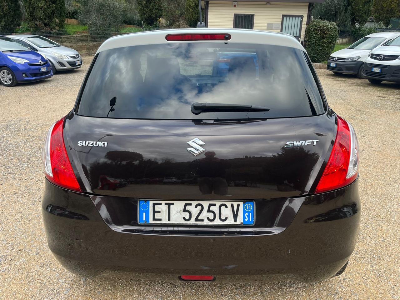Suzuki Swift 1.2 Benzina - Neopatentati