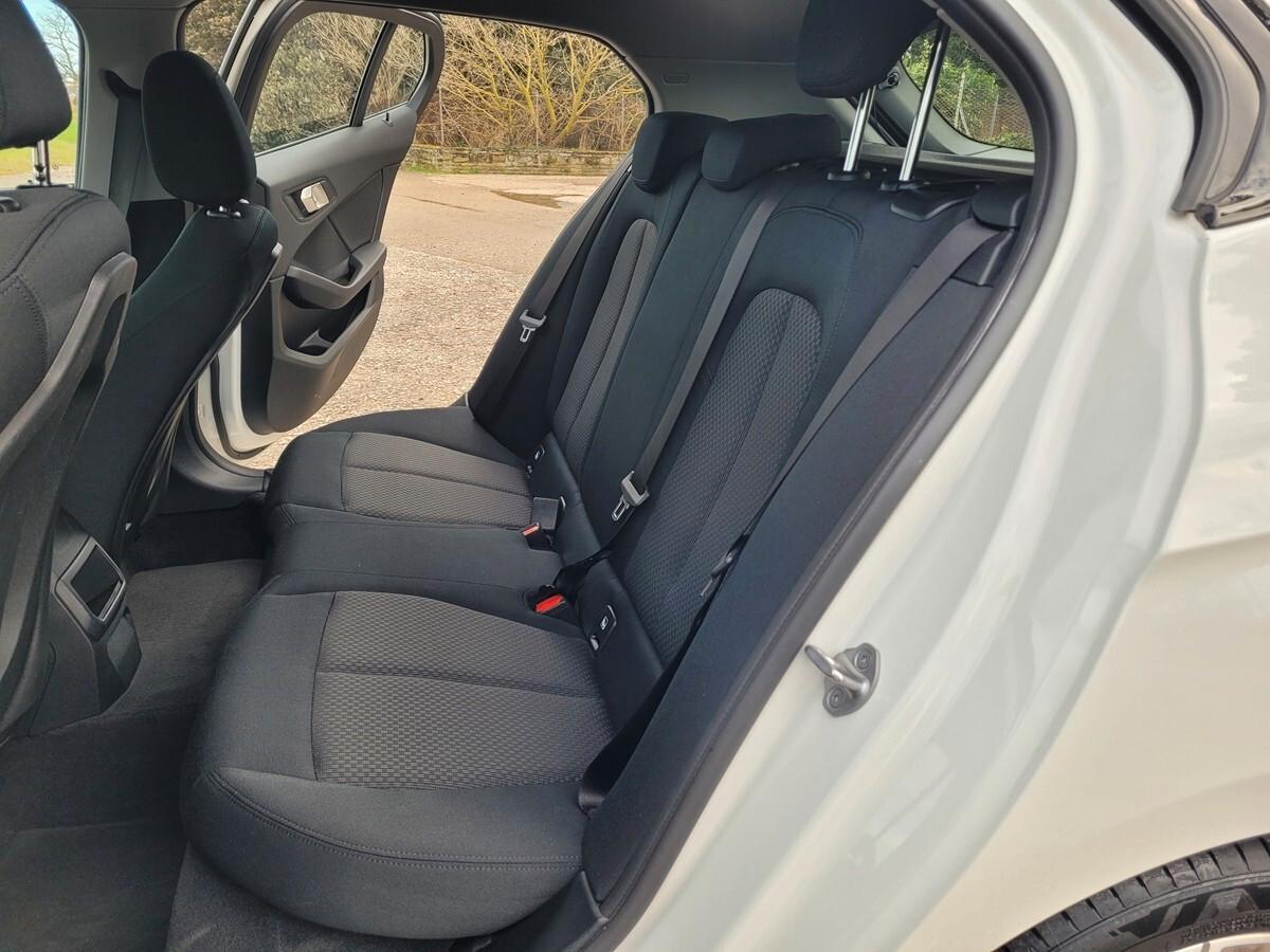 Bmw 116 i 5p. Msport Exterior