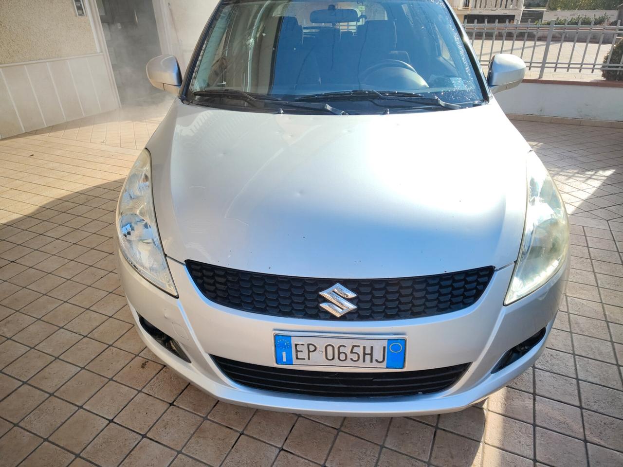 Suzuki Swift 1.3 DDiS 5 porte B-Top