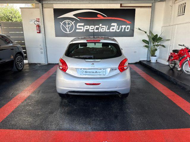 PEUGEOT 208 1.4 8V HDi 68CV 5p. Allure