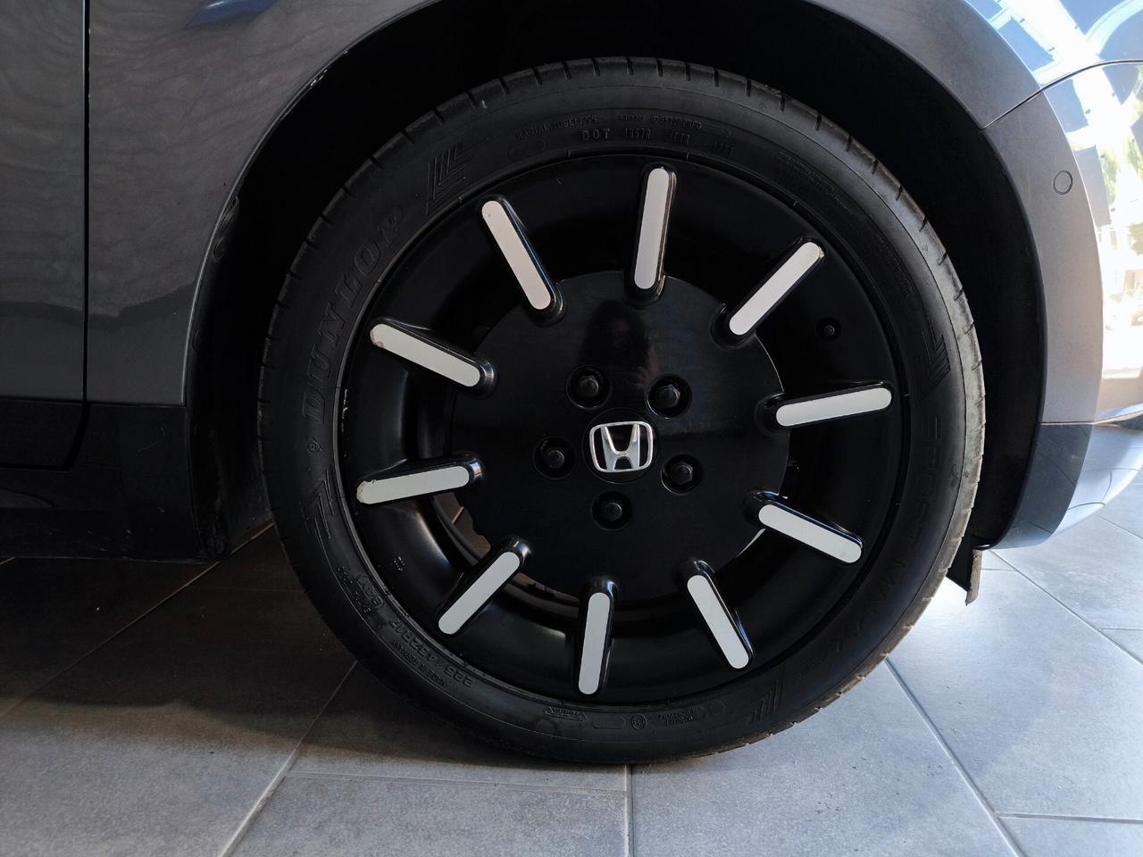 Honda e