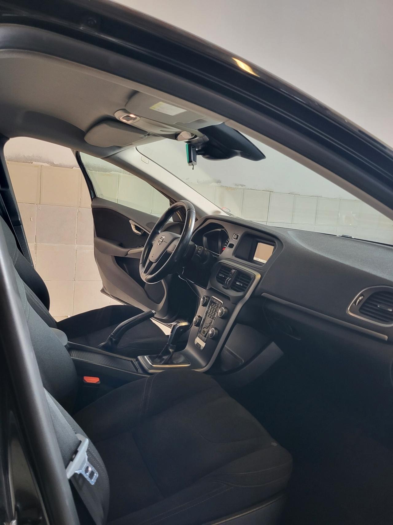 Volvo V40 D3 Momentum