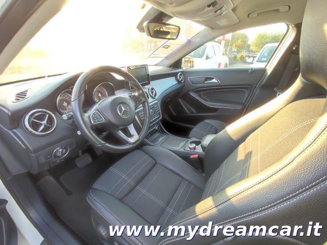 MERCEDES-BENZ GLA 180 d Automatic Business