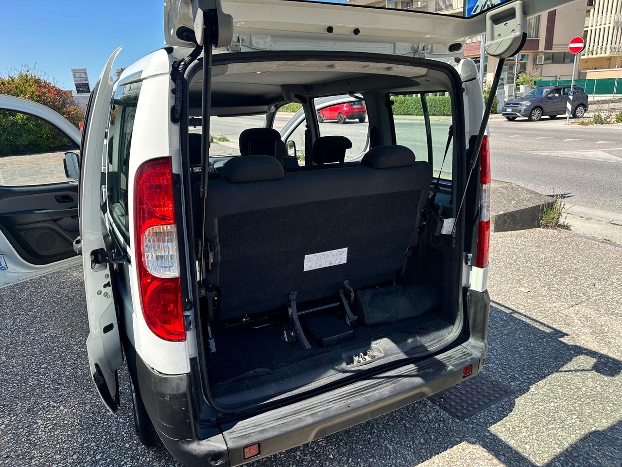 Fiat Doblo 1.4 57kw Family GPL 7 posti