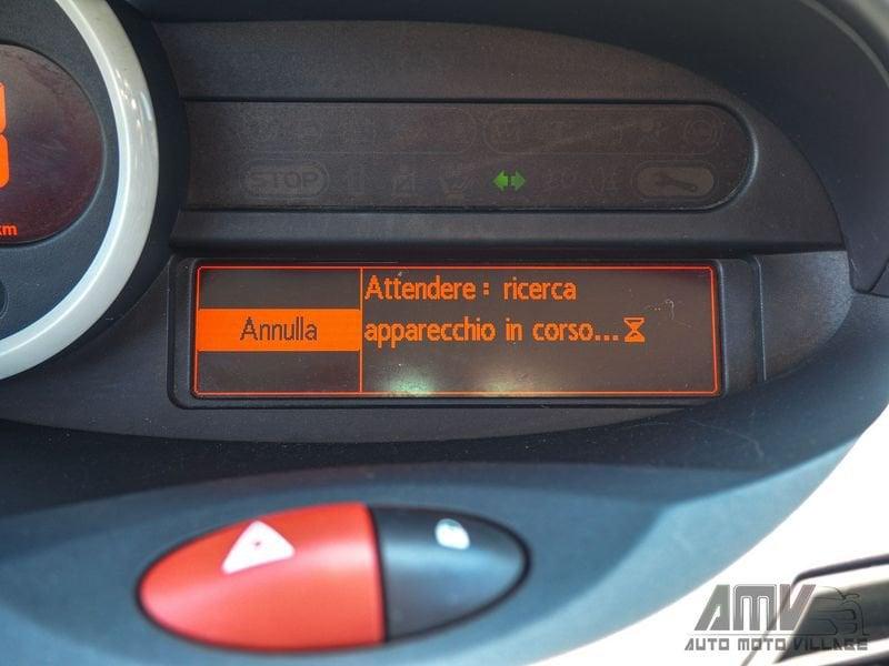 Renault Twingo 1.2 16V LEV Yahoo! OK NEOPATENTATI