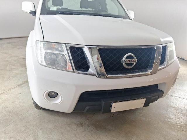 NISSAN Navara 2.5 dCi 190CV 2p 4 Posti King Cab XE Az. Italia