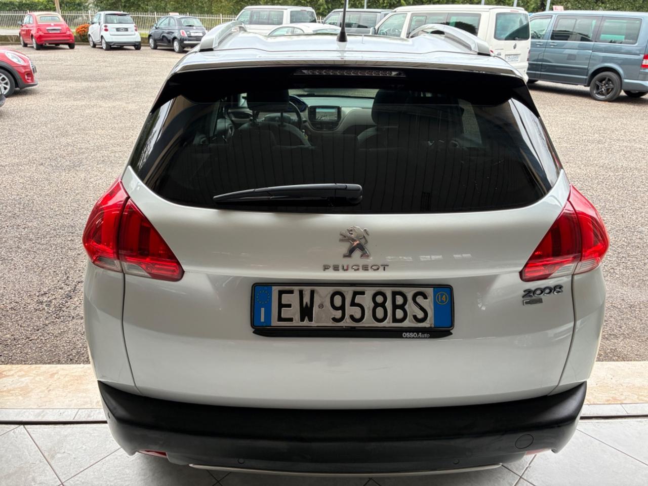Peugeot 2008 1.6 e-HDi 115 cv Allure