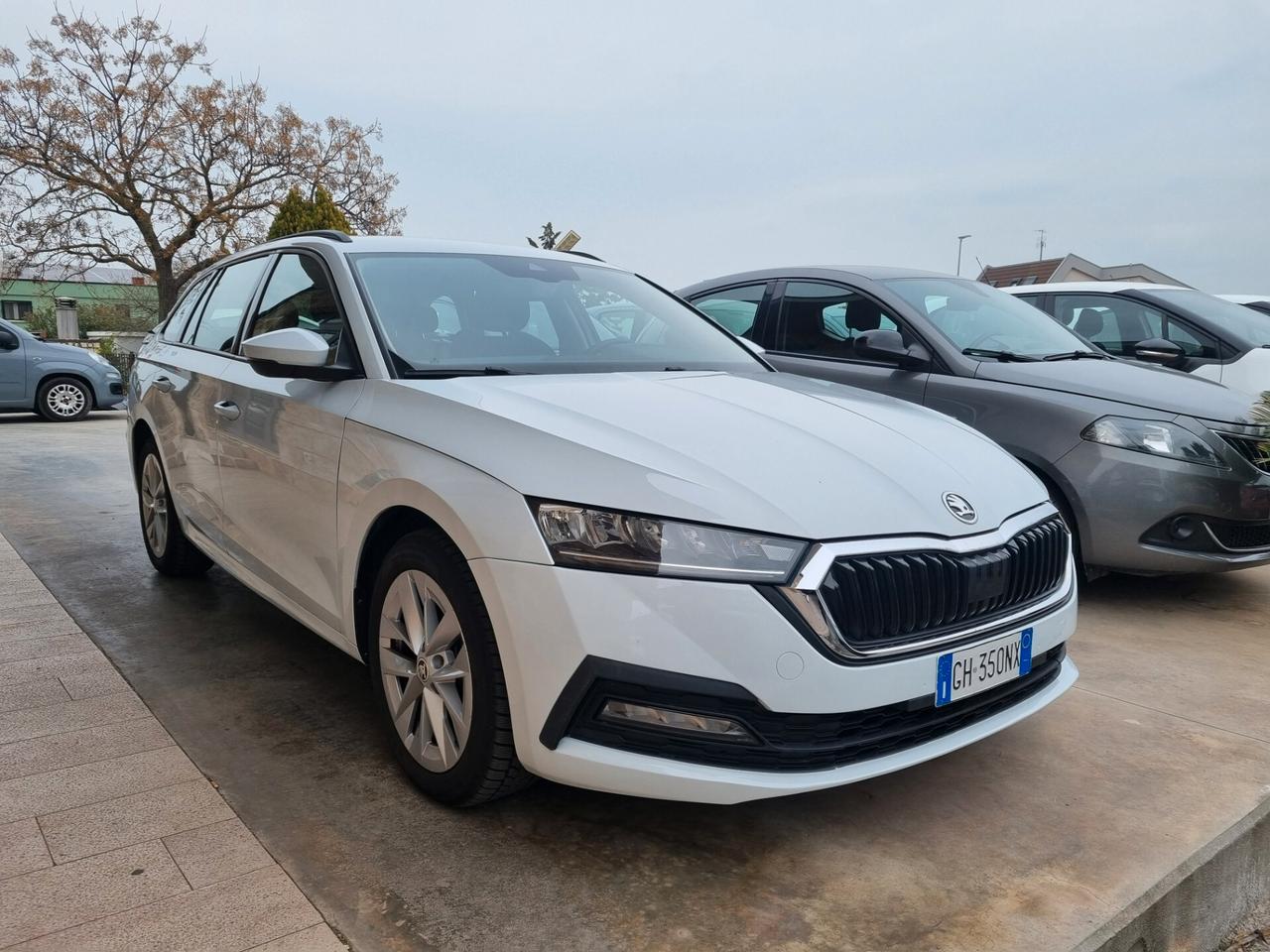 Skoda Octavia 2.0 TDI EVO SCR DSG Wagon Ambition