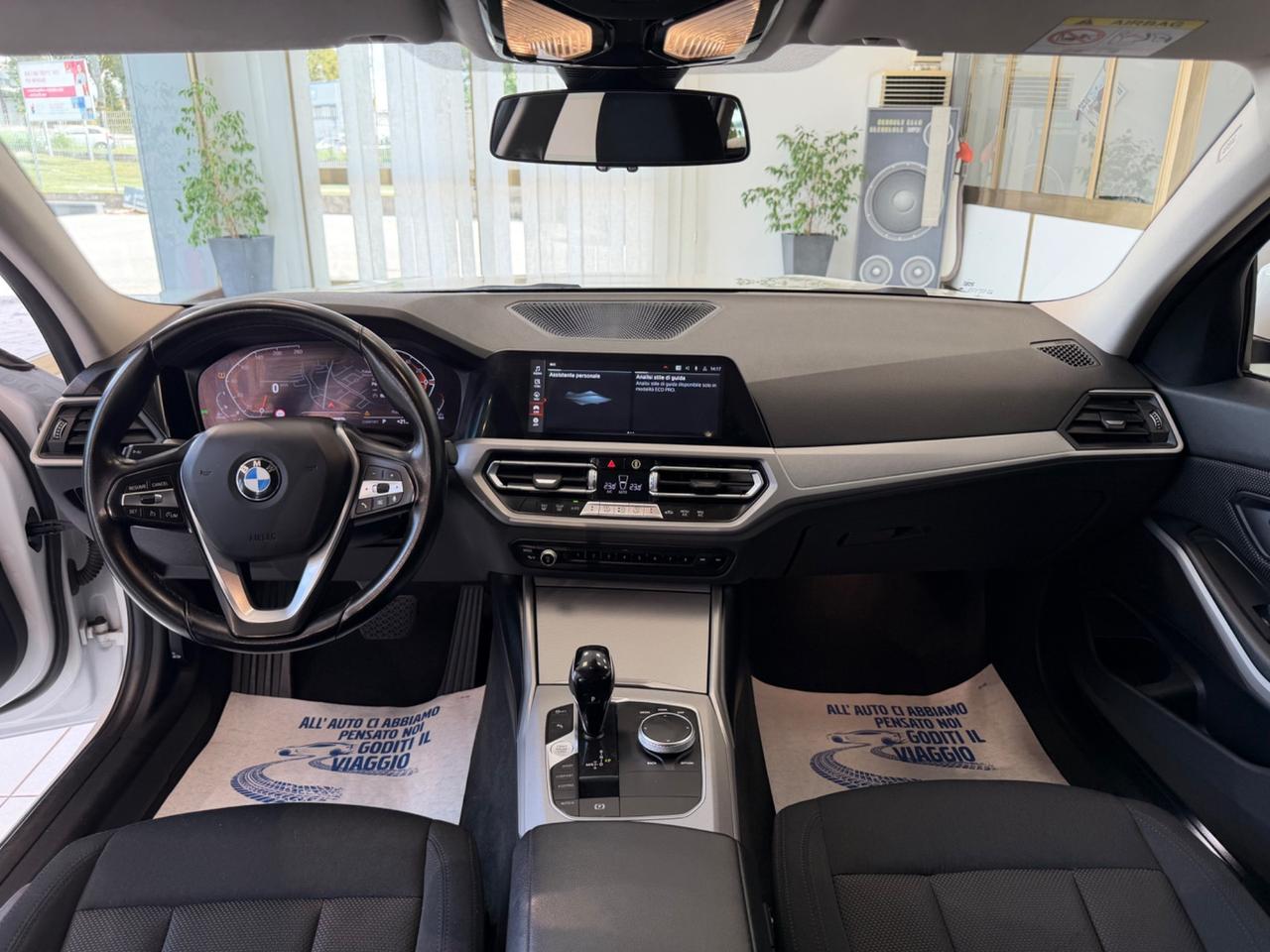 Bmw 318d 48V Touring Business Advantage