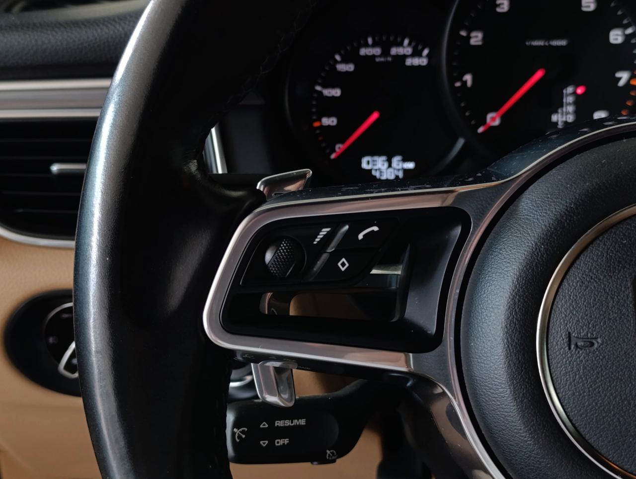 Porsche Macan 2.0 252cv pdk