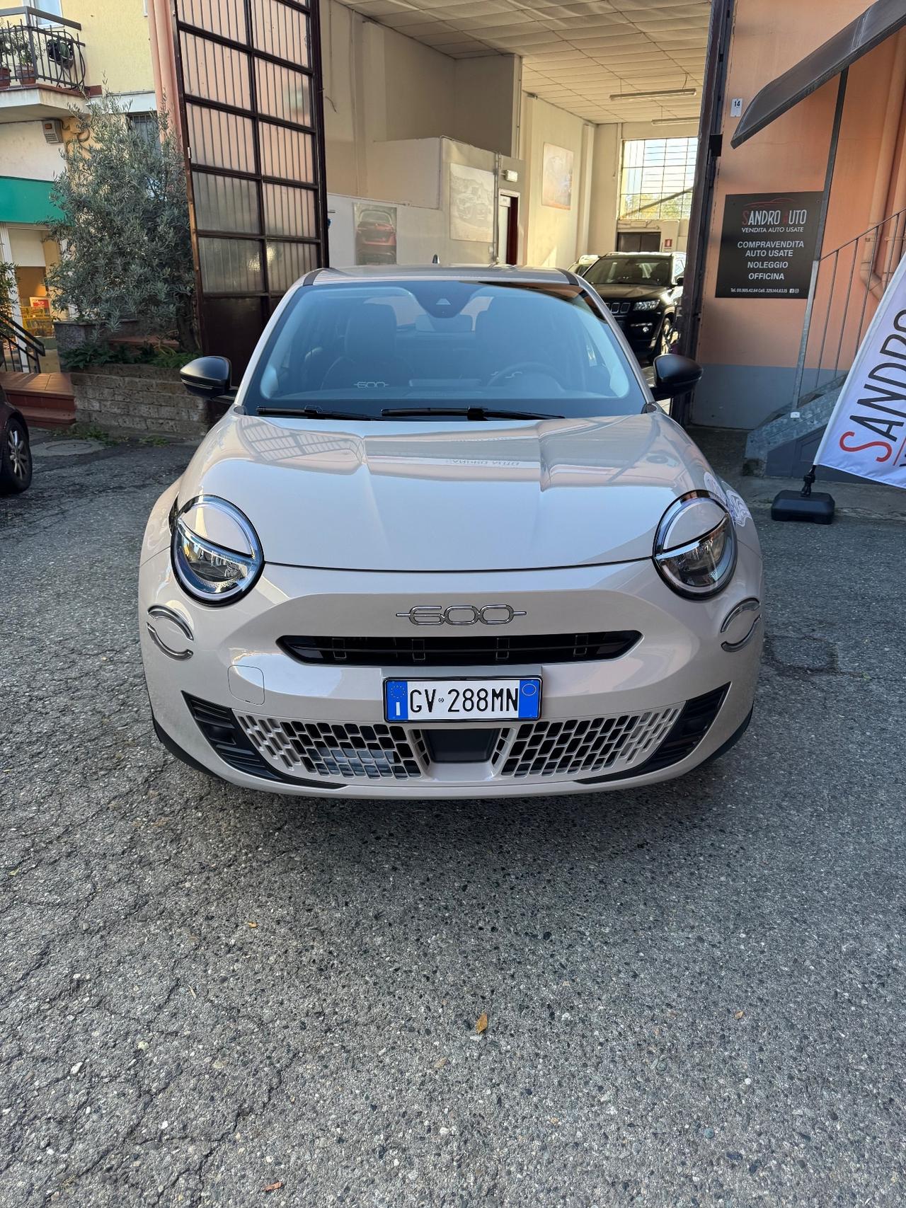 Fiat 600 Hybrid 100 CV DCT MHEV