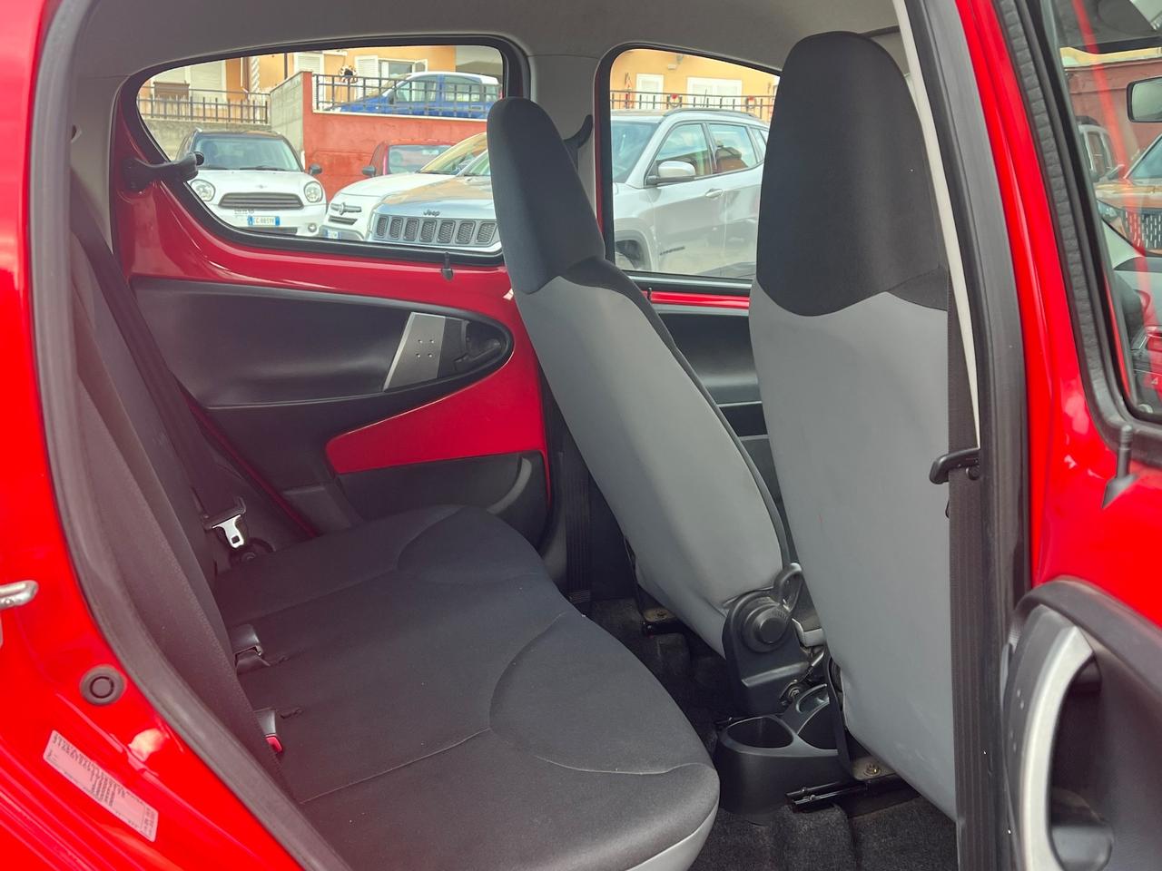 Toyota Aygo 1.0 12V VVT-i 5 porte Active Connect