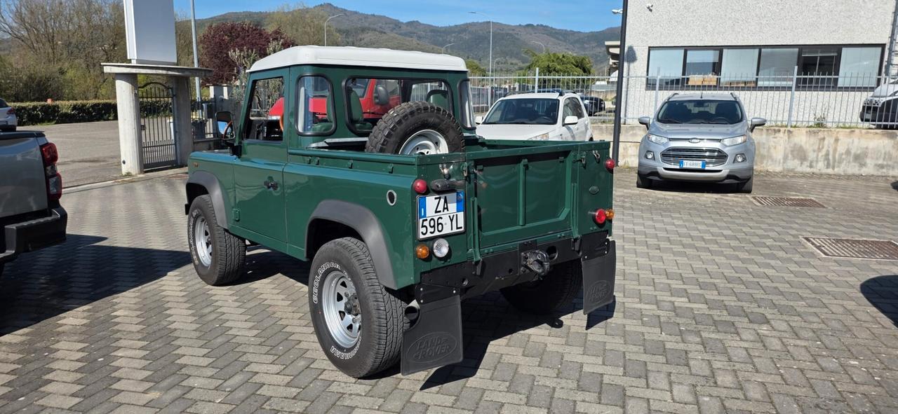 LAND ROVER DEFENDER 90 TD5 PICK UP